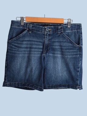 Lee shorts women's size‎ 12 (guessing) blue flat front denim jean shorts
